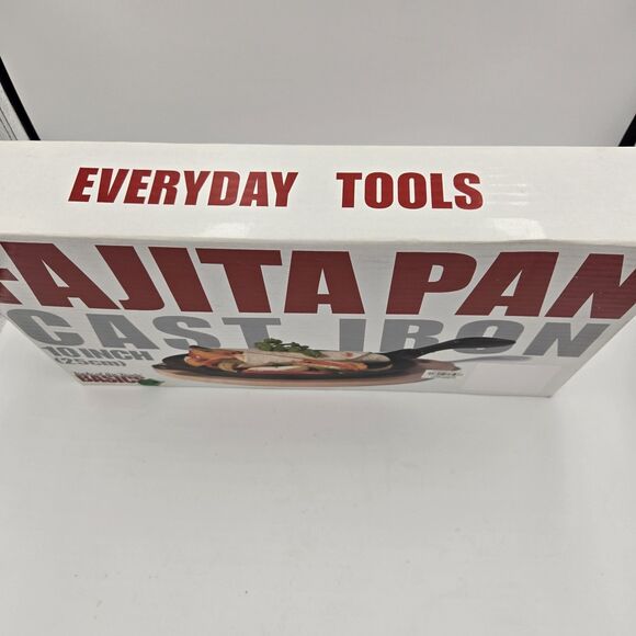 New Cast Iron Skillet 10" Fajita Pan With Wooden Serving Board Oval Shape NIB - Picture 2 of 6